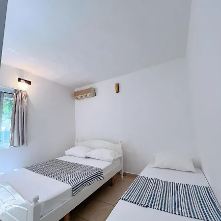Hotel Garden Naza