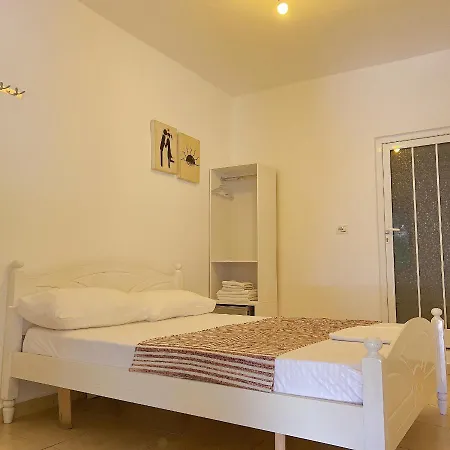 Hotel Garden Naza Piqeras