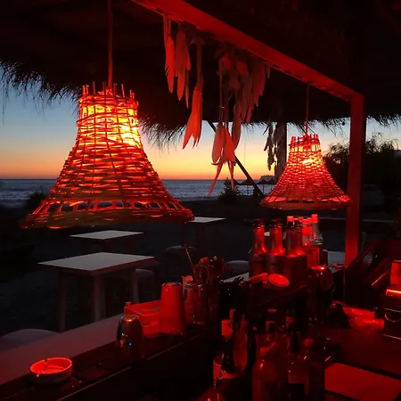 Отель Garden Naza Piqeras