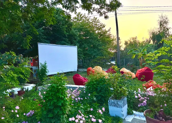 מלון Garden Naza *